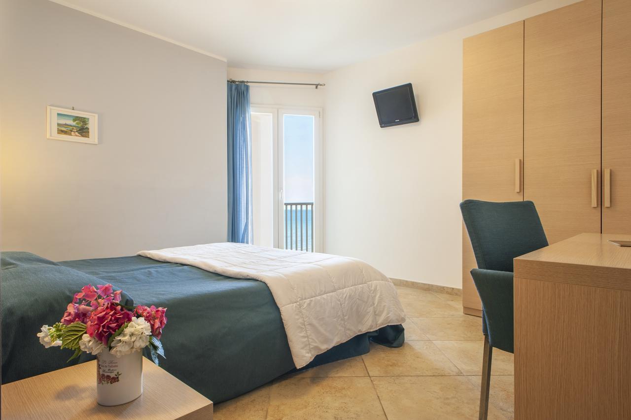 Residence Villa Lo Scoglietto San Vincenzo Extérieur photo